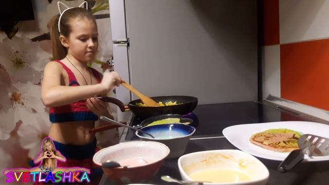 Блины с карамелизированными яблоками! #SVETLASHKAMILASHKA смотреть онлайн