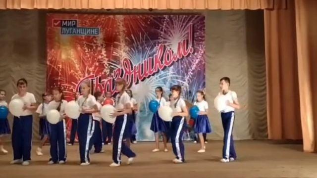 Танцевальный коллектив "Star Dance" с танцем " Вперед Россия" ❤ смотреть онлайн