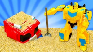 Игры с Трансформерами - Автоботы ищут в пустыне ЭнергоКуб! – Видео для мальчиков