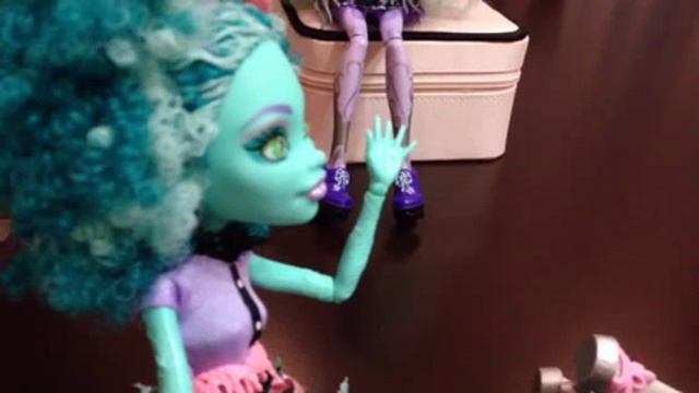 STOP MOTION Monster High игра в модели смотреть онлайн