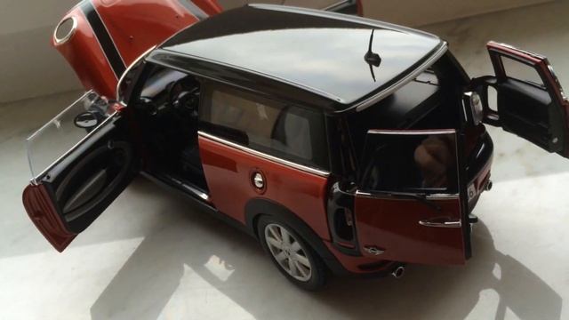 Mini Cooper S Clubman 1:18 Kyosho Diecast model car смотреть онлайн