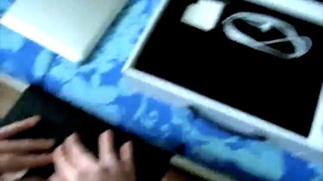 UNBOXING NEW MACBOOK UNIBODY 2,4 GHZ смотреть онлайн