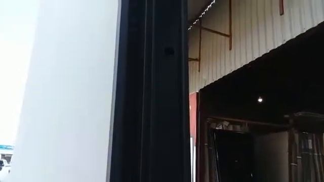 Входная дверь "Вектор с зеркалом" смотреть онлайн