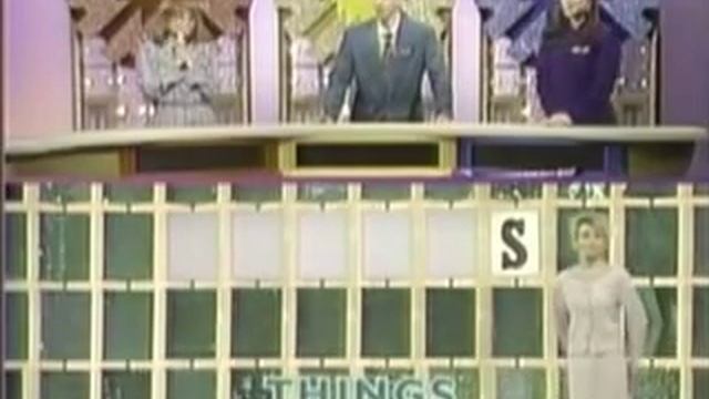 Wheel of Fortune - some goof accidentally solves puzzle! смотреть онлайн