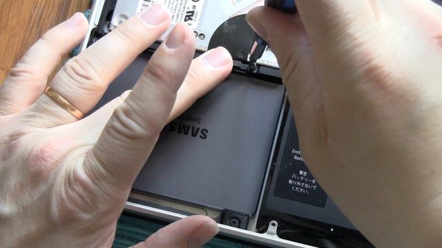 Upgrade of Mac Book Pro 2012 with a Samsung 840 Evo ssd with tests смотреть онлайн
