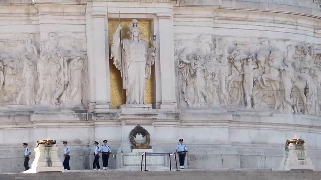 ROME VLOG: How to see the Colosseum, Trevi Fountain & the Spanish Steps in 1 day! ⎮Jessa Bonelli смотреть онлайн