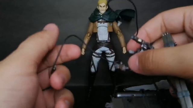 Review Figma Erwin Smith Español смотреть онлайн