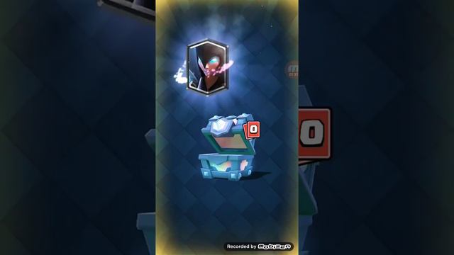 Открытие сундуков в Clash Royale. Выпадает лега? смотреть онлайн