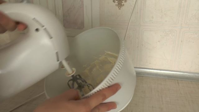 Как взбить масло с сахаром смотреть онлайн