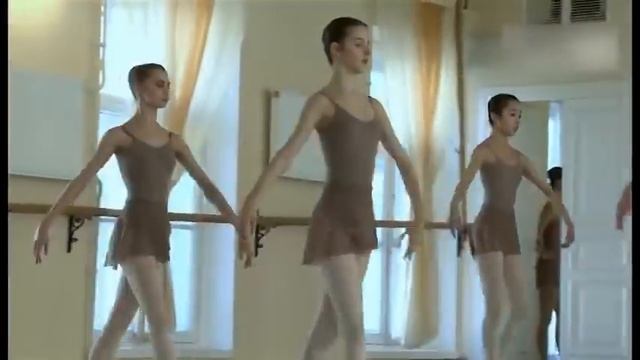 Vaganova Ballet Academy: Classical Exam 2018. 8th grade. Centre Part 1 смотреть онлайн