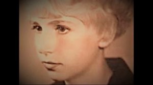 Люся Калгина .г.Северодонецк 70е.-Сборник дворовых песен.mp4