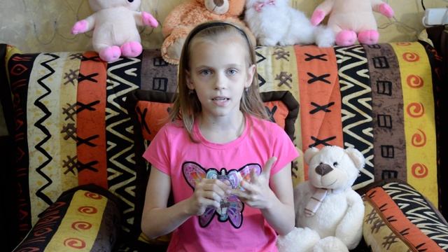 Пальчиковая гимнастика "МНОГО НАСЕКОМЫХ", проводит Ева Маркус МАУ "ДК "Светлый" г. Томск смотреть онлайн