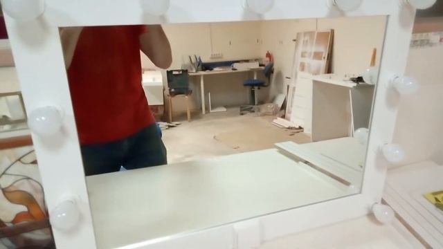 Белоснежное гримерное зеркало с подсветкой "Облик" смотреть онлайн
