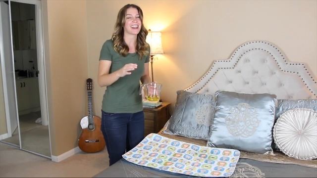 A Diaper Changing Mat that is WASHER/DRYER Safe?!! Lessy Messy Demo смотреть онлайн