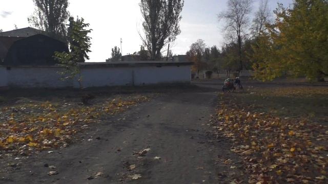 Прогулки по УКРАИНСКУ/ "Пентагон" /Микрорайон 13 школа смотреть онлайн