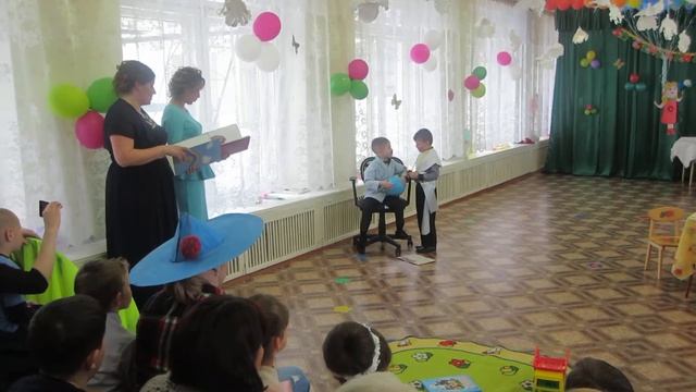 Выпускной вечер в детском саду. 4 мая 2017г. смотреть онлайн