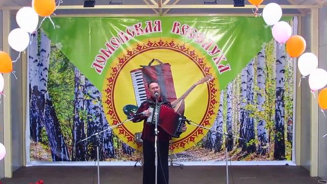 ЭХ РАЗЫГРАЙСЯ ГАРМОНЬ МОЯ исполняет В.Опарин смотреть онлайн