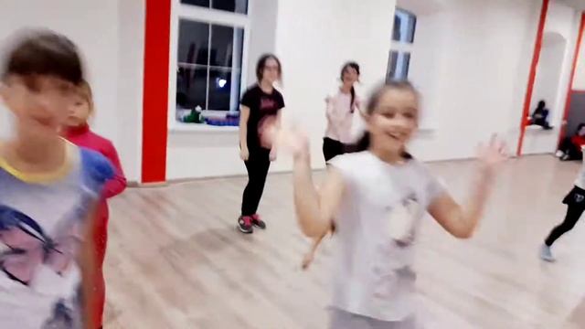 Танцы Дети ФЦ Адреналин Гродно (Алина Ильючик) смотреть онлайн