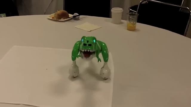 Динозавр Spin Master Zoomer Dino смотреть онлайн