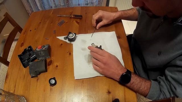 DIY Gardena Water Timer Controller Repair смотреть онлайн