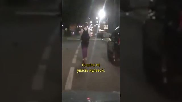 Как на электросамокате перепрыгнуть препятствие смотреть онлайн