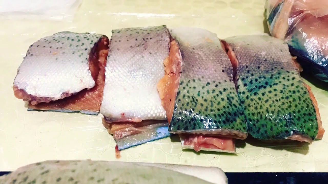 Солим Рыбу самый простой и вкусный рецепт за одну минуту. Правильная засолка рыбы старинный рецепт смотреть онлайн