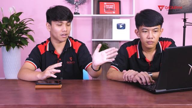 Sự khác biệt giữa CPU Core i và Xeon? Máy bị màn hình xanh! | Ask and Answer #13 смотреть онлайн