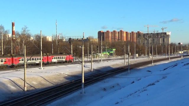 Нашествие Демихов ЭД4М-0113, два "Спутника" ЭД4М-0478 и ЭД4М-0363 на станции Люберцы 1 смотреть онлайн