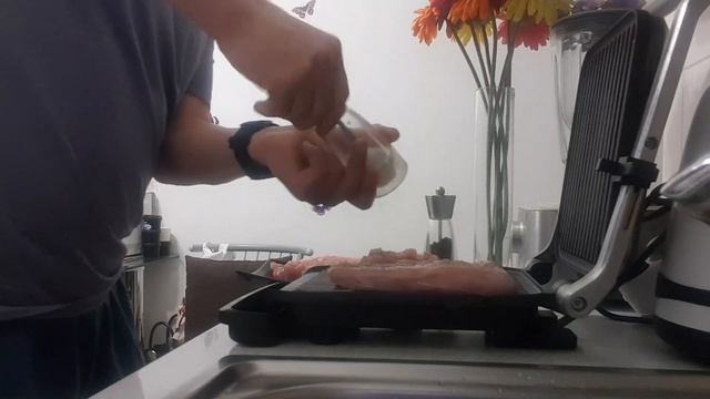 Грудка индейки на электро гриле. Быстро! Вкусно! Полезно! смотреть онлайн