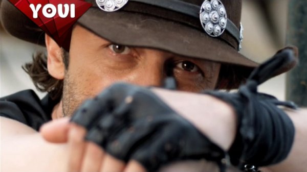 Dazzle Dreams - Мила