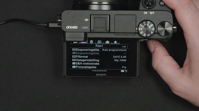 Sony Alpha a6400 18-135mm - 2021 Unboxing & Testing смотреть онлайн