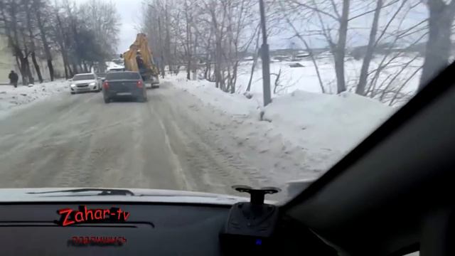 Машина вылетела на пруд. Город Реж. смотреть онлайн