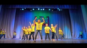 Коллектив "Макаруны" Центр танца "Парадокс", город Курган