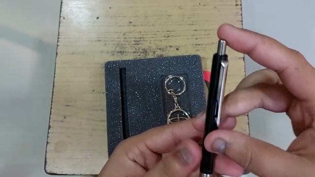 Parker Vector Ball Pen With Keychain Unboxing & Review | Indian Retail Unit смотреть онлайн
