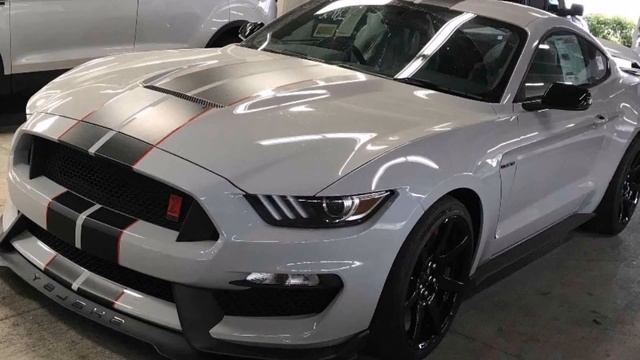 NEW 2018 Ford Mustang Shelby GT350 5.2L V8 32V Coupe 2-Door 520. смотреть онлайн