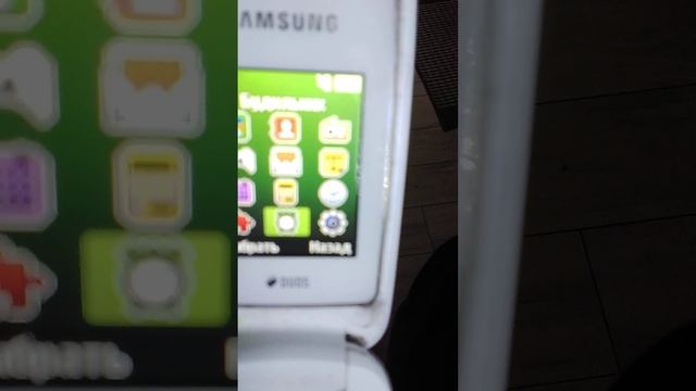 обзор на кнопочный телефон смотреть онлайн