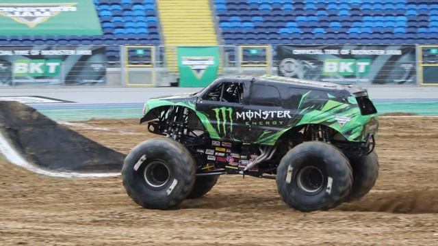 Monster Energy Monster Truck Two-Wheel Skills - Poland | Monster Jam 2018