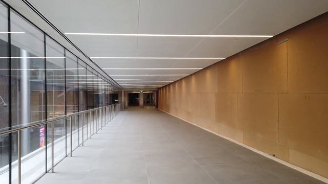 Toronto Bus Terminal Walk - Touring The Brand New Union Station Go Bus Terminal On Opening Day - 4K смотреть онлайн