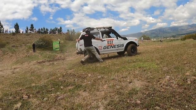 Offroad Mix Challenge - соревнования внедорожников в Узбекистане смотреть онлайн