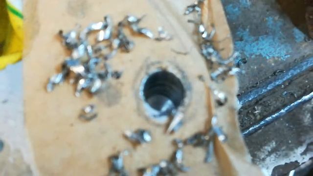 Kia Rio восстановление резьбы в головке под постель распредвалов смотреть онлайн