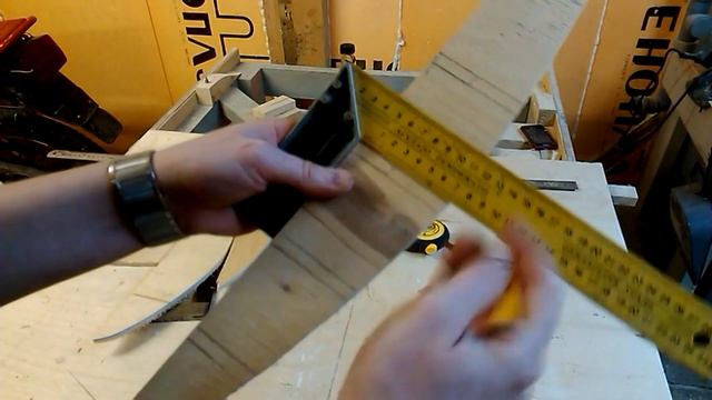 Полка для специй "Скелет рыбы" смотреть онлайн