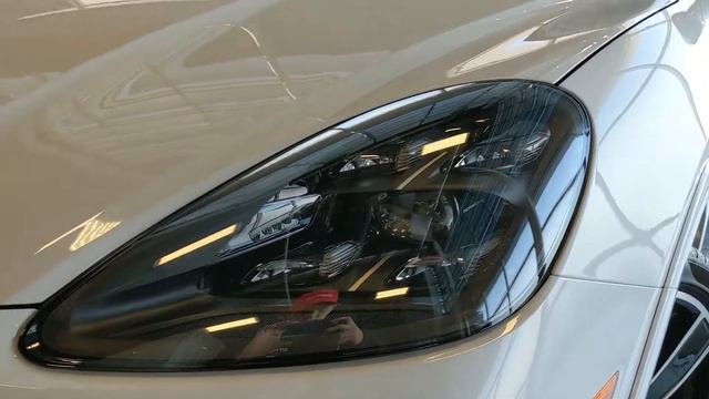 21CAY3880 2021 Porsche Cayenne GTS смотреть онлайн