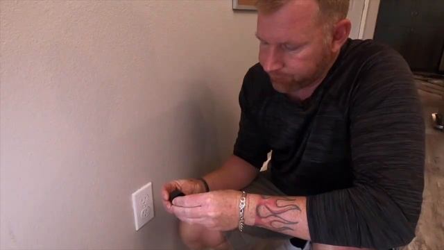 Mini Wireless Spy Camera With Audio on Amazon смотреть онлайн