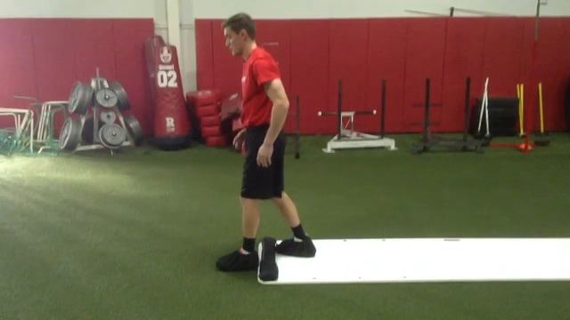 7 Exercises Using The Slide Board смотреть онлайн