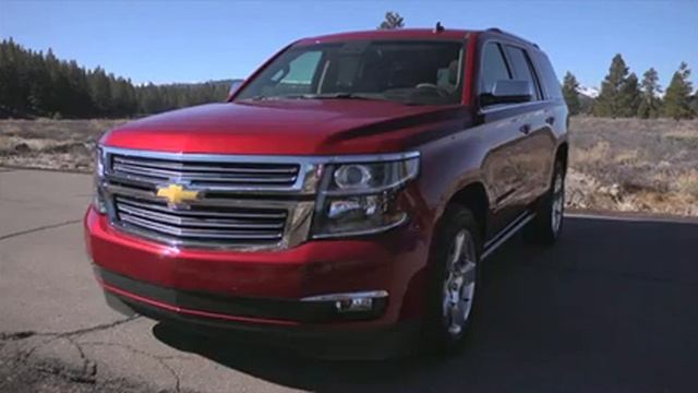 Динамика Chevrolet Tahoe 2015 года на трассе смотреть онлайн