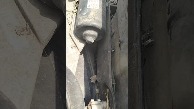 Мерседес w202 чистка дренажных отверстий ,поиск салонного фильтра смотреть онлайн