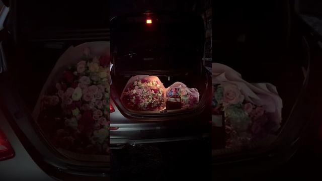 Букет роз #мерседес #mercedes #розы смотреть онлайн