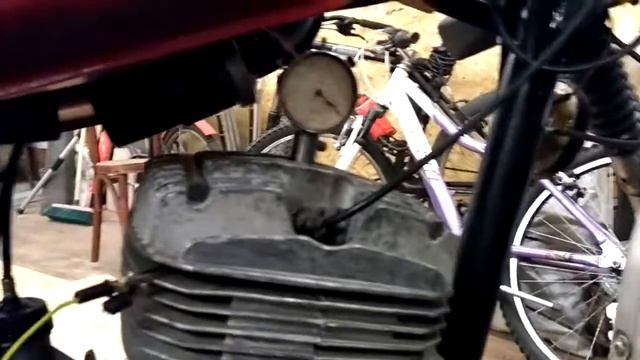 Регулировка контактного зажигания на ИЖ Планете 5. смотреть онлайн