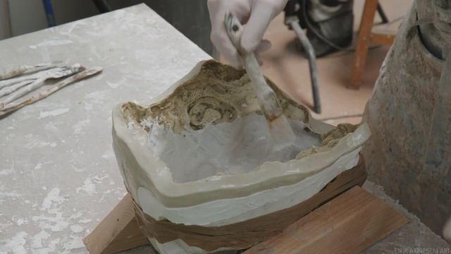 Casting A Portrait In Plaster - Part 1 смотреть онлайн