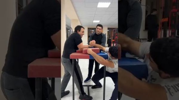 💪ARMWRESTLING💪